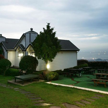 ยูทีเอส กอล์ฟ วิลเลจ Hotel เมืองเชจู ภายนอก รูปภาพ