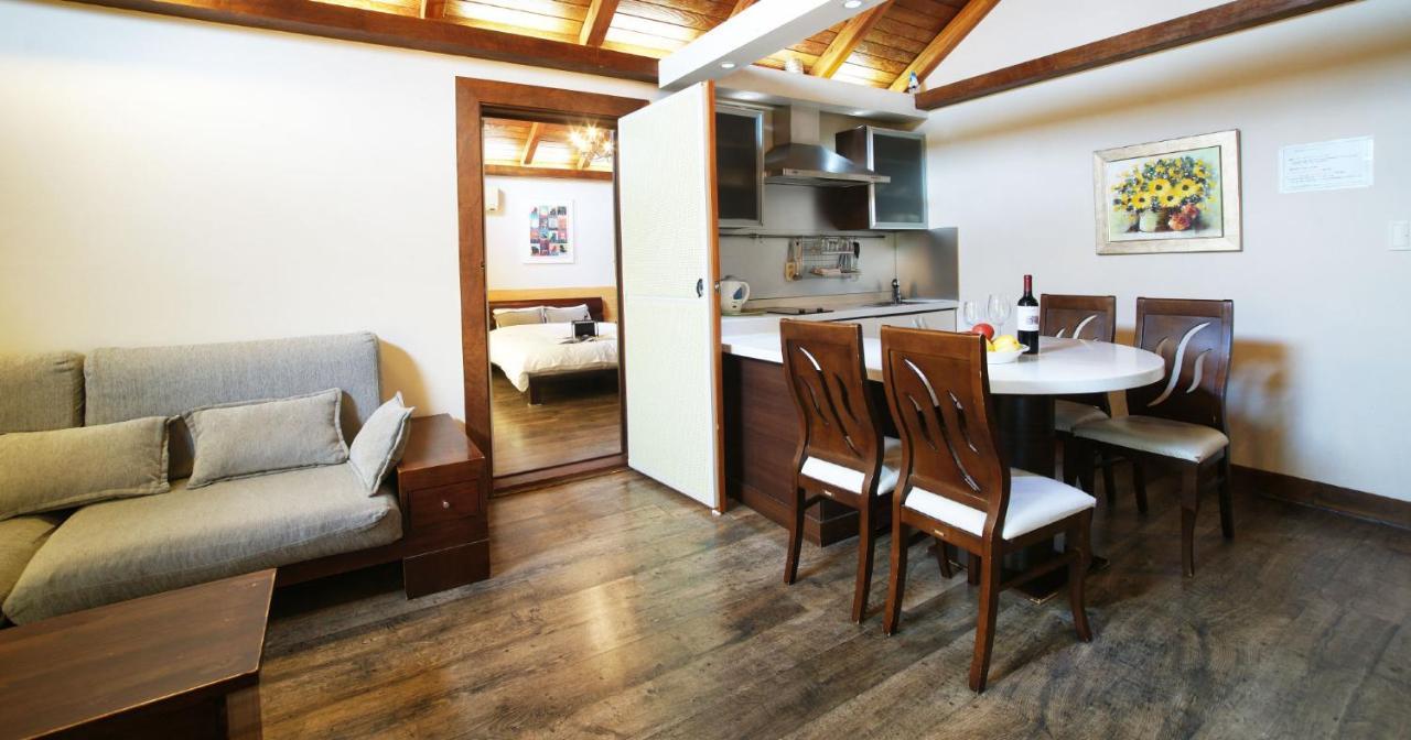 ยูทีเอส กอล์ฟ วิลเลจ Hotel เมืองเชจู ภายนอก รูปภาพ